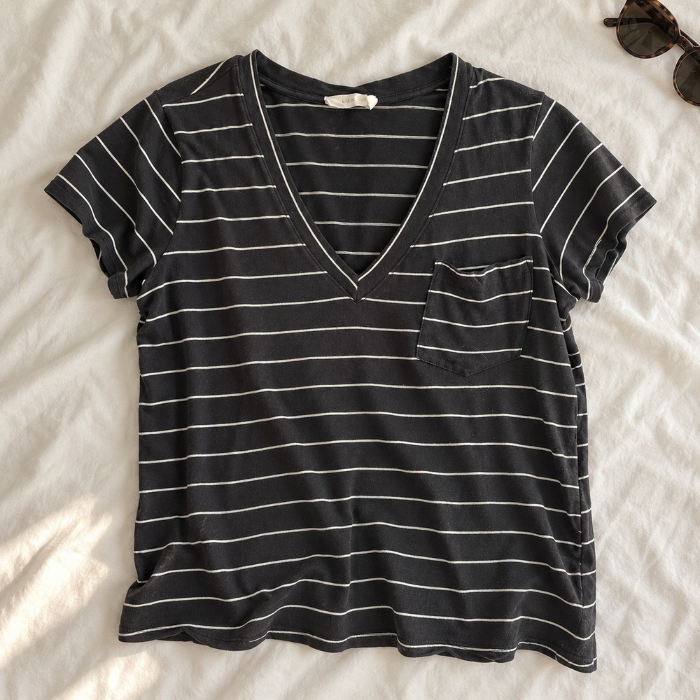 Lush Womens Black White Striped V-Neck Short Sleeve Pocket T-Shirt Size S